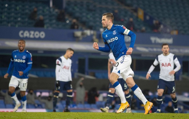 峰后期更多 峰后期更多