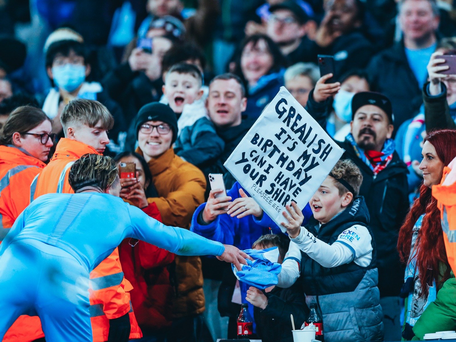 少年足球发 少年足球发